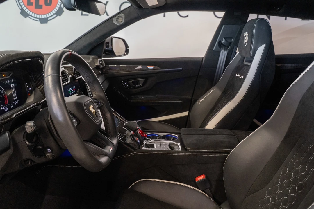 2023 Lamborghini Urus Performante - Image 3 of 31