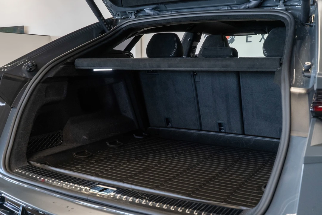 2023 Lamborghini Urus Performante - Image 18 of 31