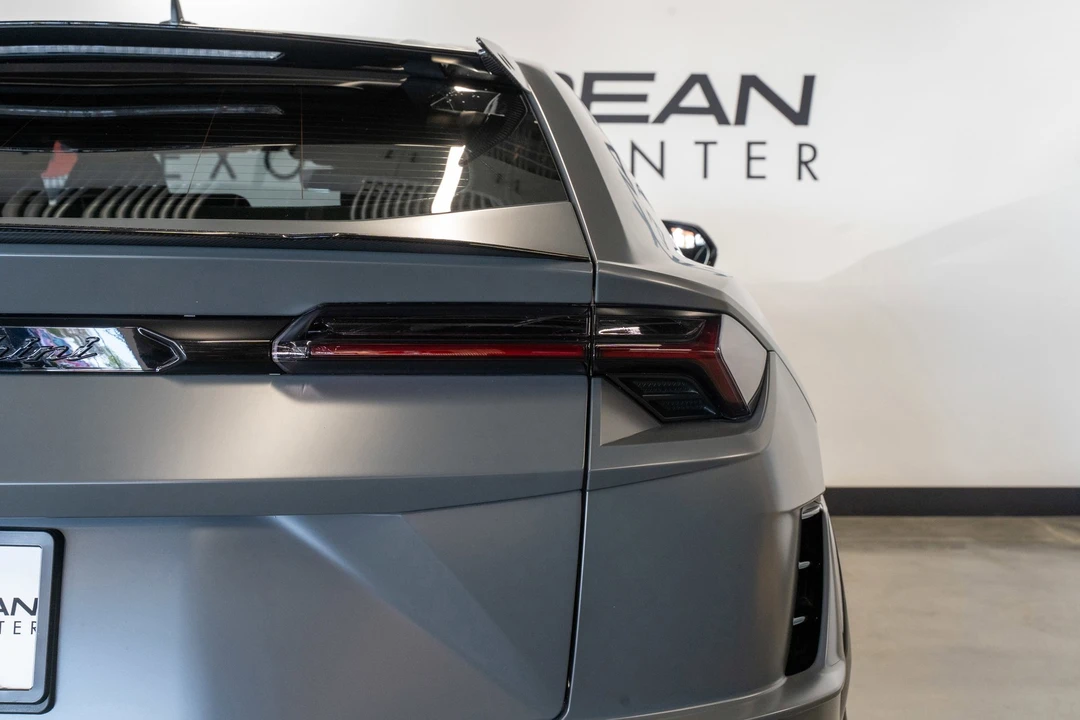 2023 Lamborghini Urus Performante - Image 21 of 31