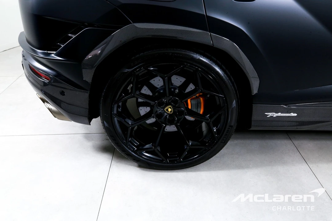 2023 Lamborghini - Image 31 of 31