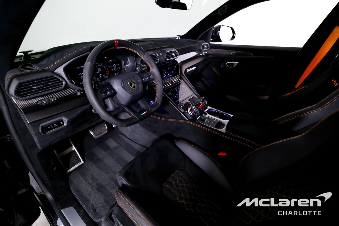 2023 Lamborghini Urus Performante - Image 12 of 31