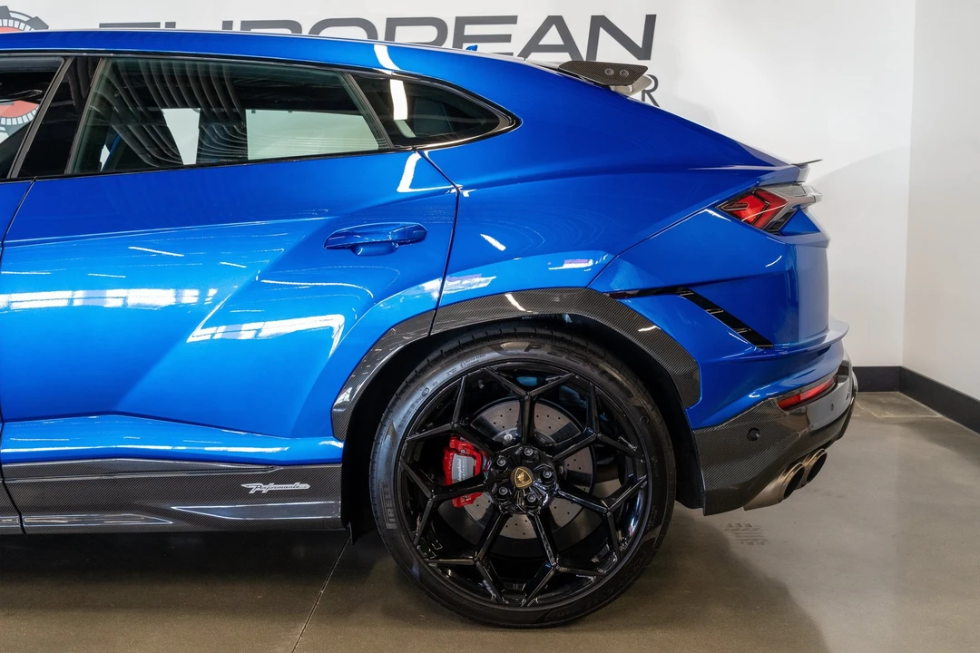2023 Lamborghini Urus Performante - Image 8 of 31
