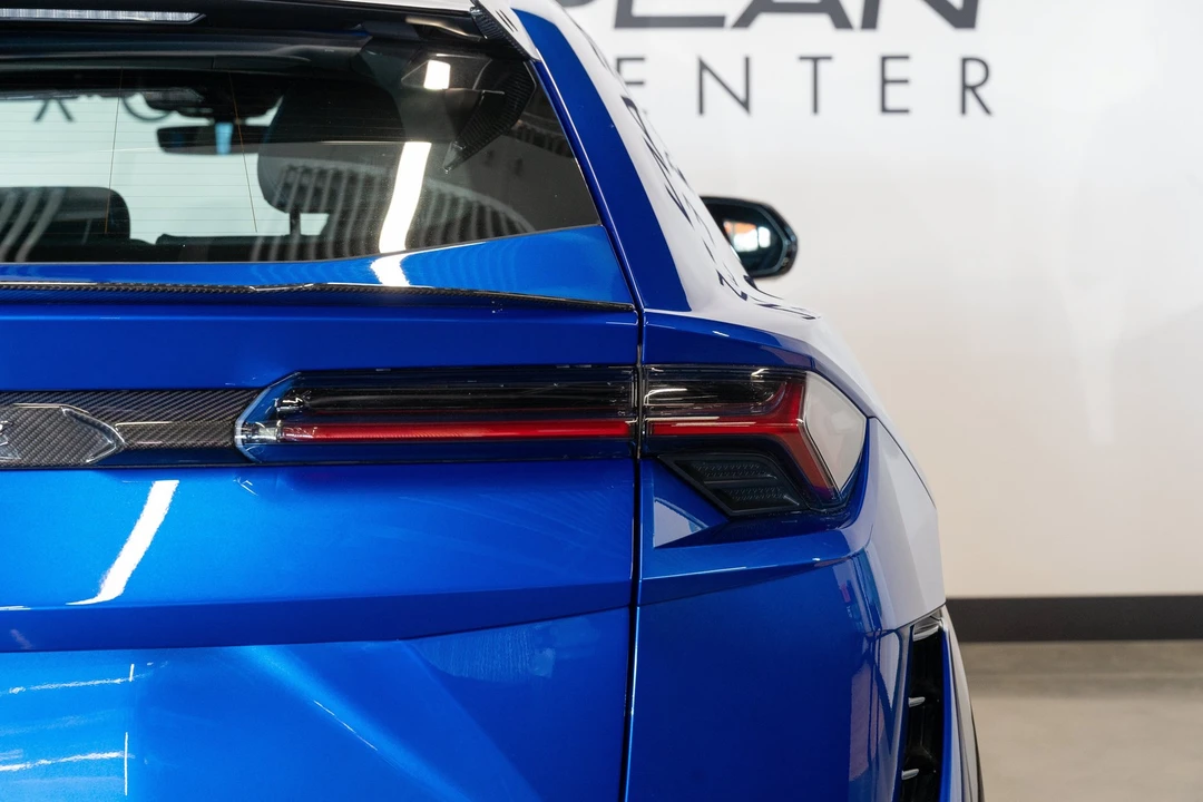 2023 Lamborghini Urus Performante - Image 20 of 31