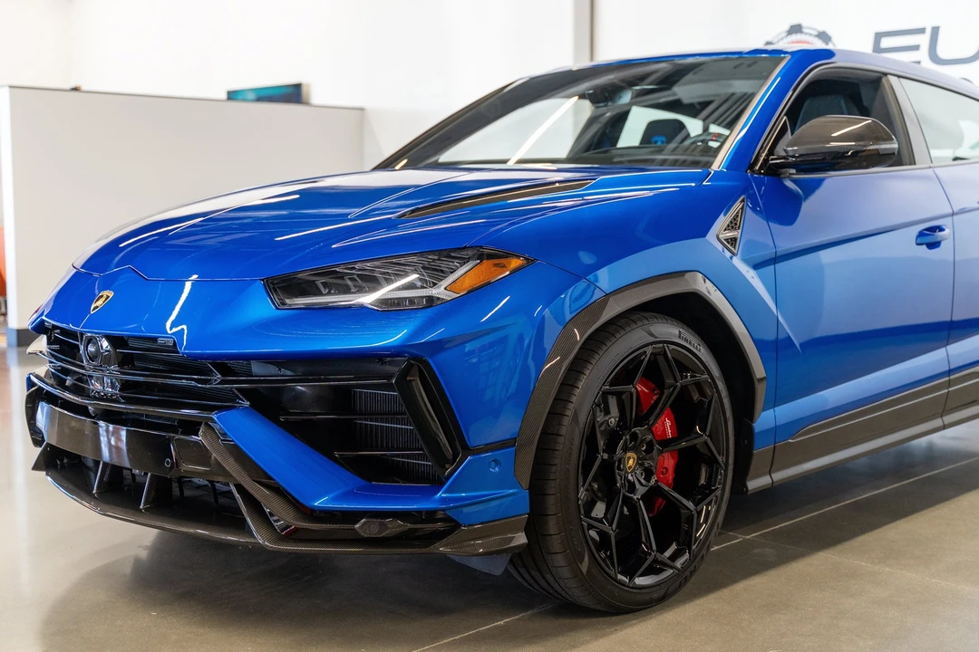 2023 Lamborghini Urus Performante - Image 11 of 31
