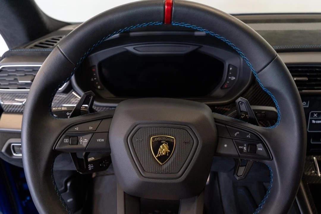 2023 Lamborghini Urus Performante - Image 7 of 21