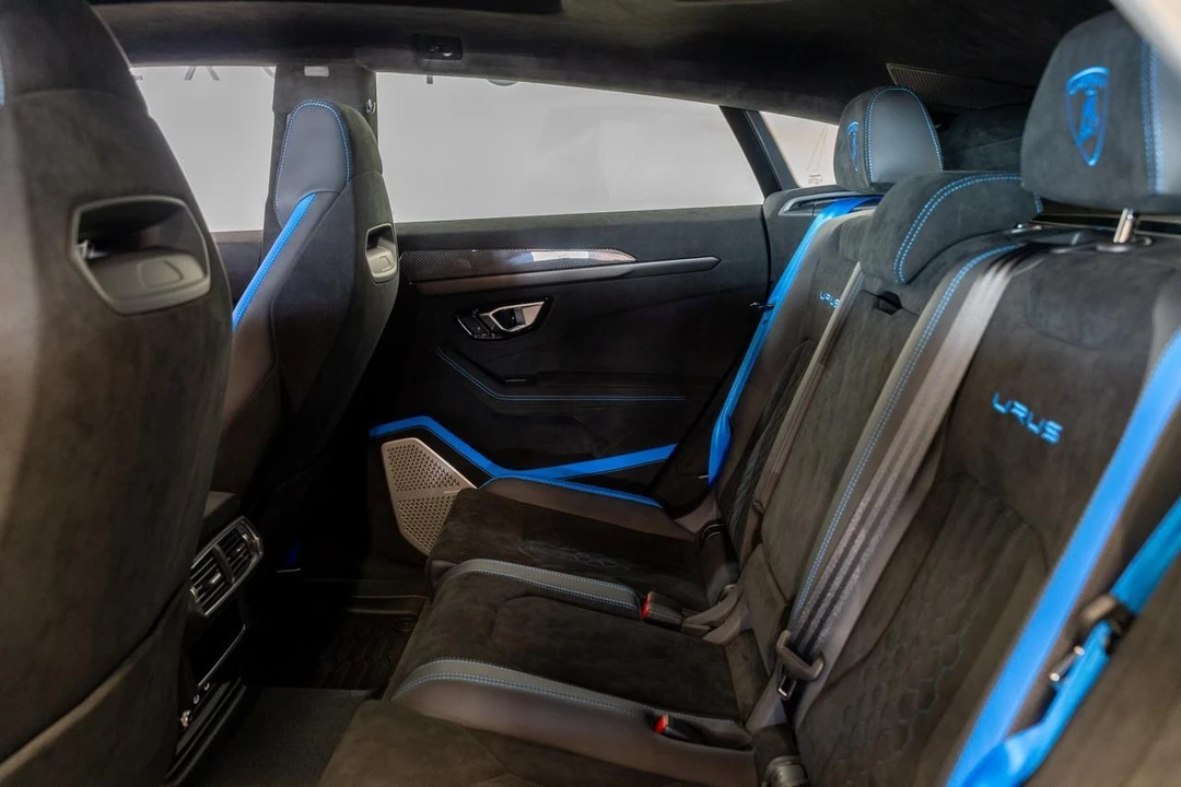 2023 Lamborghini Urus Performante - Image 14 of 21
