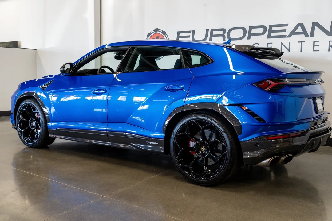 2023 Lamborghini Urus Performante - Image 6 of 31