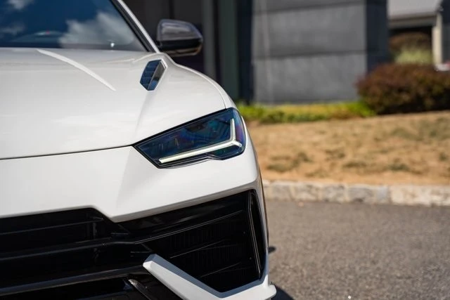 2023 Lamborghini Urus Performante - Image 6 of 12