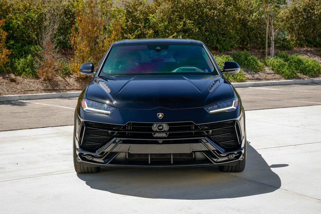 2023 Lamborghini Urus Performante - Image 4 of 31