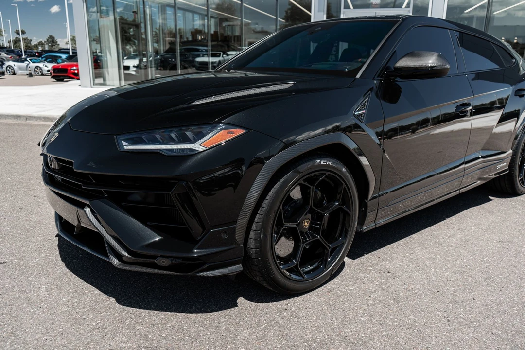 2023 Lamborghini Urus - Image 21 of 31