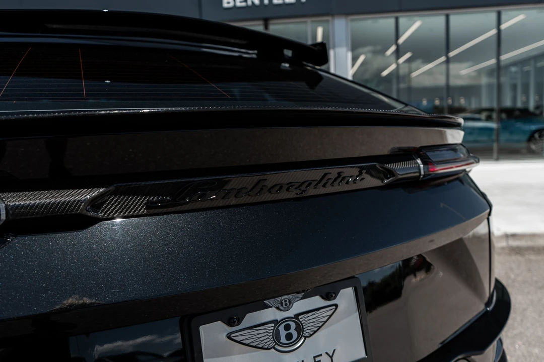 2023 Lamborghini Urus - Image 10 of 31