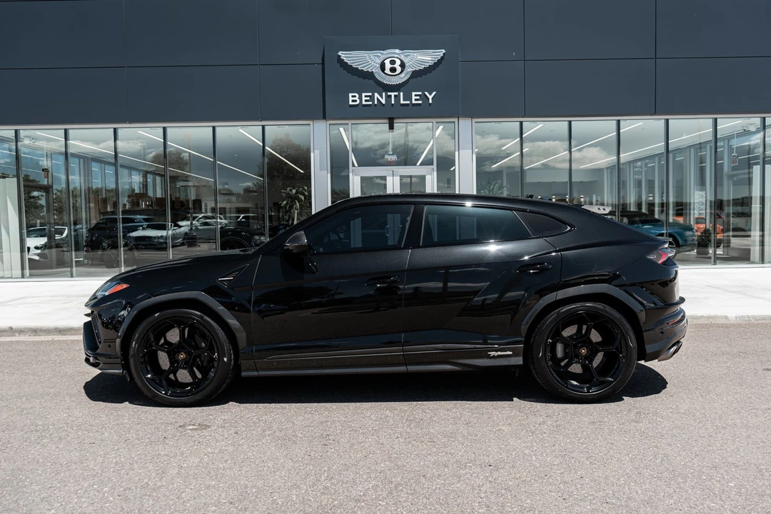 2023 Lamborghini Urus - Image 5 of 31