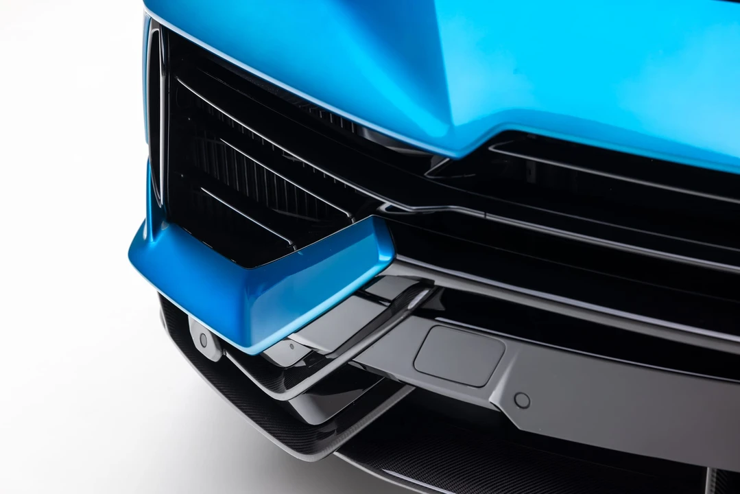 2023 Lamborghini Urus Performante - Image 18 of 31