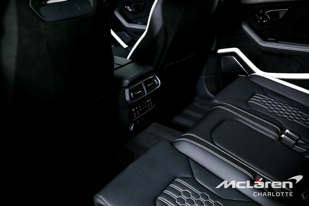 2023 Lamborghini Urus Performante - Image 19 of 21
