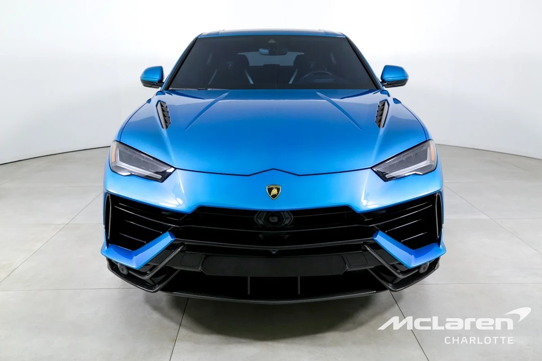 2023 Lamborghini Urus Performante - Image 4 of 12