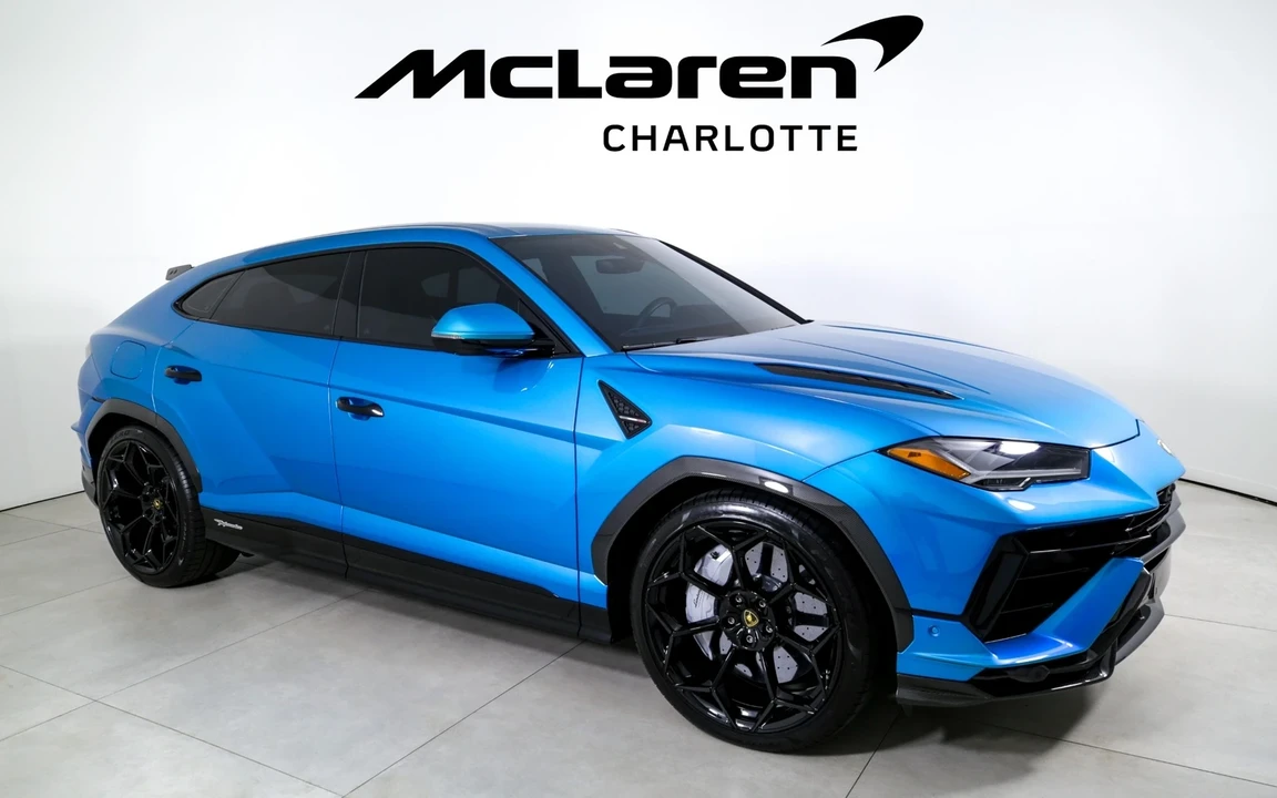 2023 Lamborghini Urus Performante - Image 2 of 12