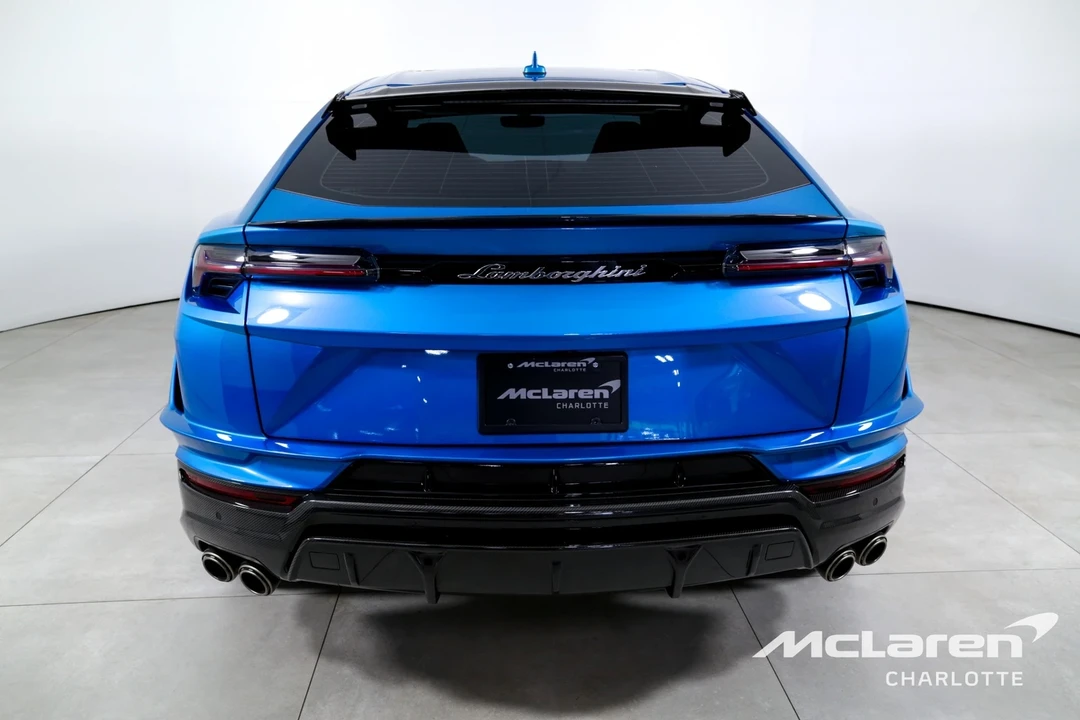 2023 Lamborghini Urus Performante - Image 7 of 12