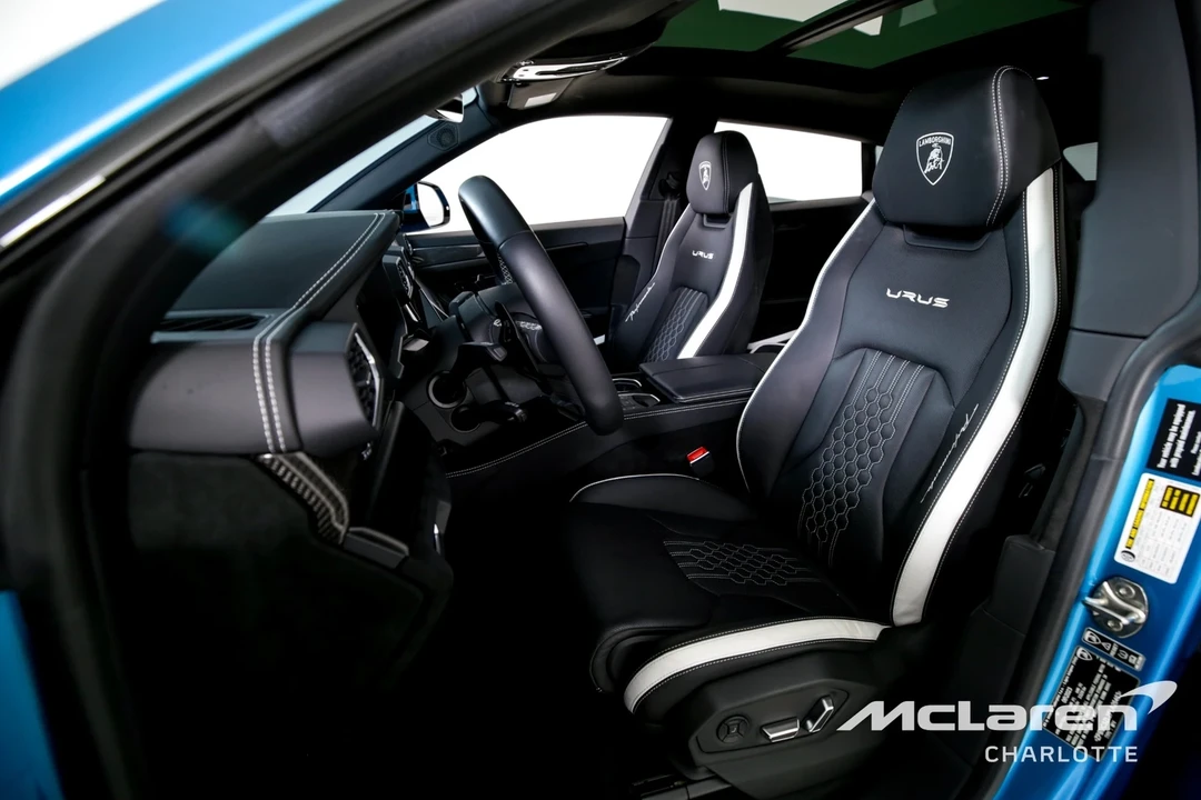 2023 Lamborghini Urus Performante - Image 11 of 12