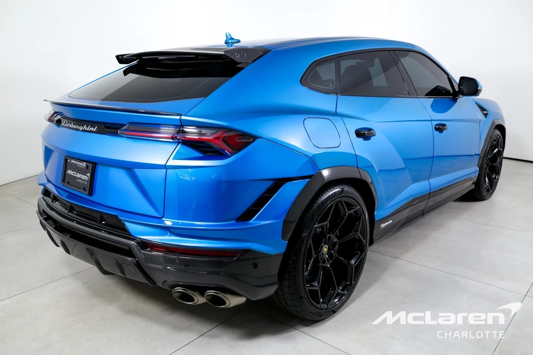 2023 Lamborghini Urus Performante - Image 8 of 12
