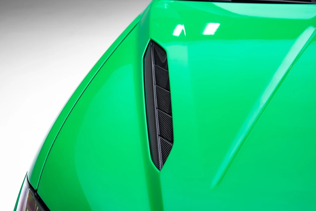 2023 Lamborghini - Image 14 of 31
