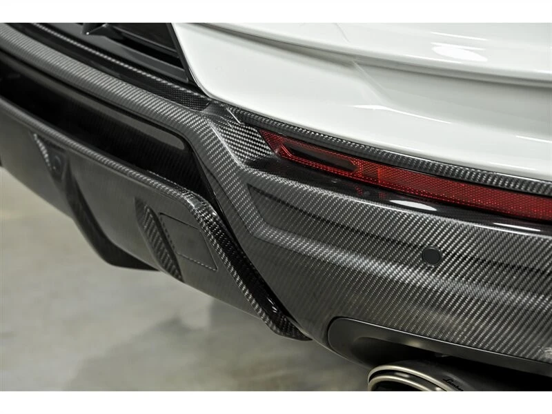 2023 Lamborghini Urus Performante - Image 15 of 31