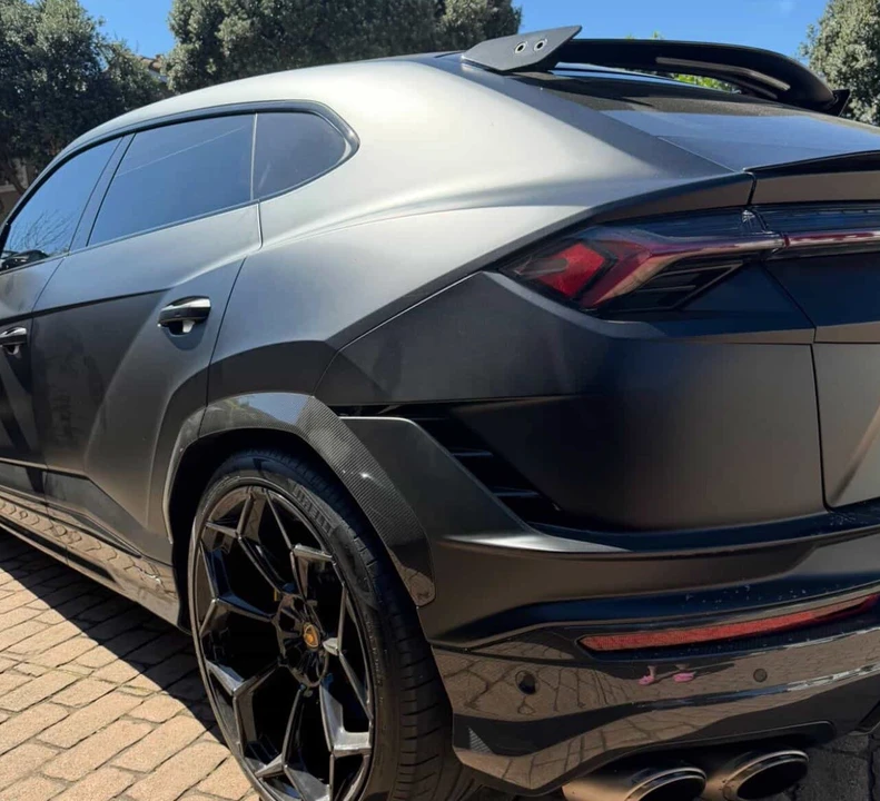 2023 Lamborghini Urus Performante - Image 27 of 27