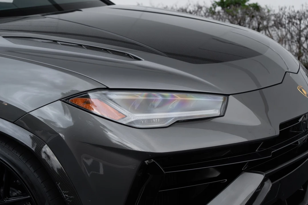 2023 Lamborghini Urus Performante - Image 11 of 12