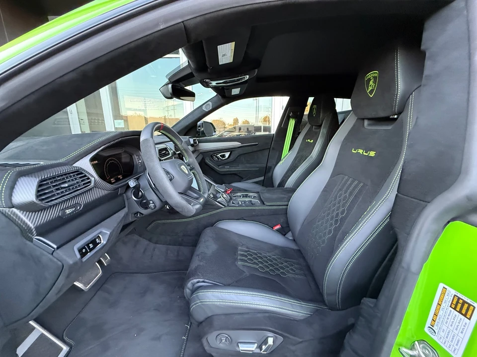 2023 Lamborghini Urus Performante - Image 20 of 21