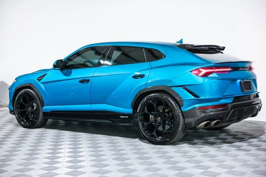 2023 Lamborghini Urus Performante - Image 14 of 21