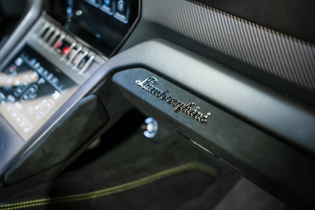 2023 Lamborghini Urus Performante - Image 21 of 21