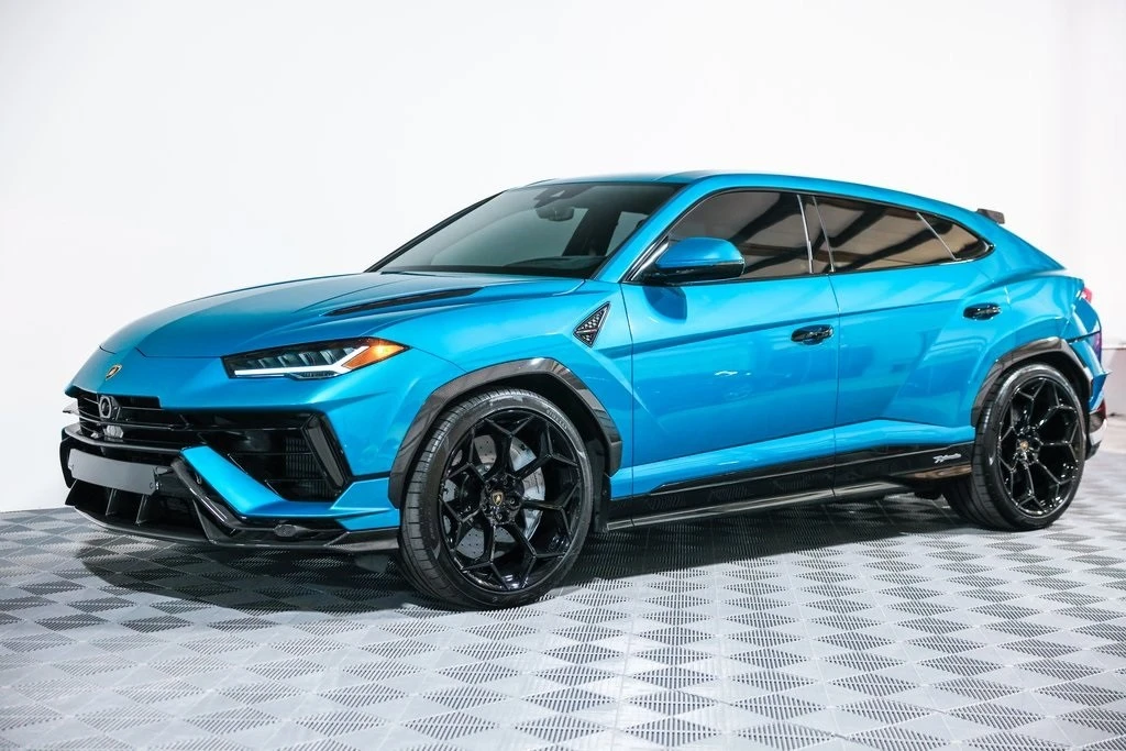 2023 Lamborghini Urus Performante - Image 16 of 21