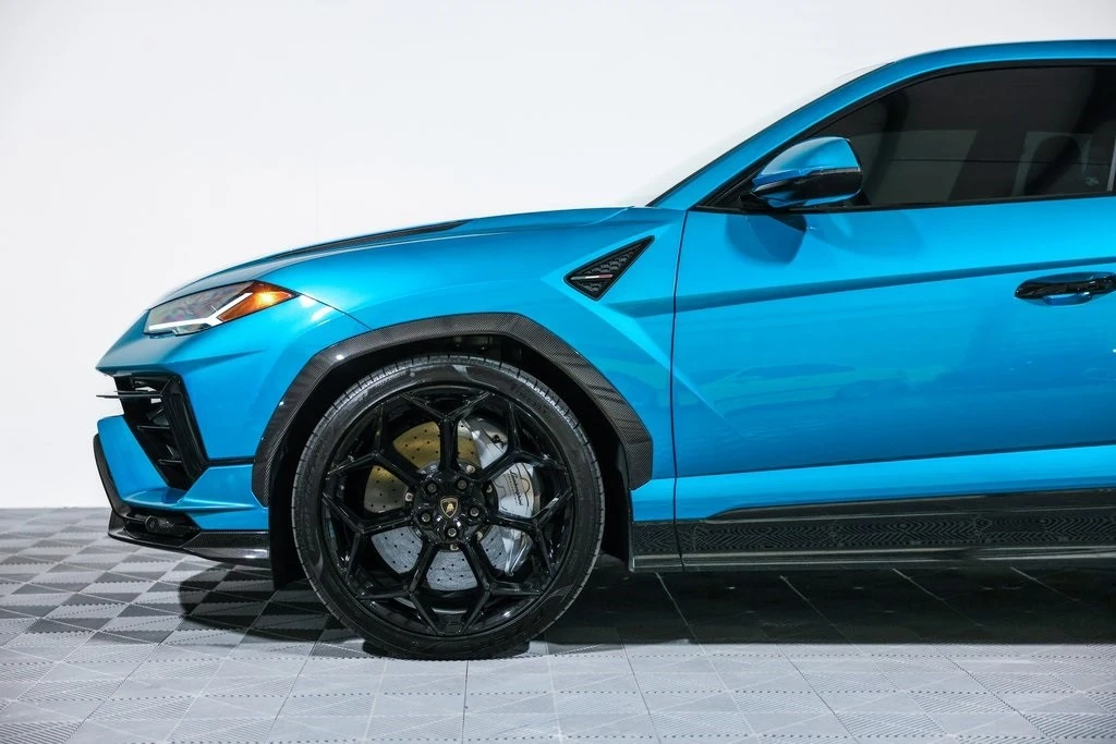 2023 Lamborghini Urus Performante - Image 12 of 21