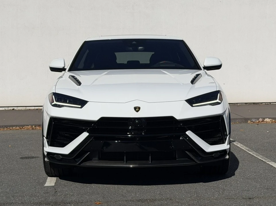 2023 Lamborghini Urus Performante - Image 3 of 12