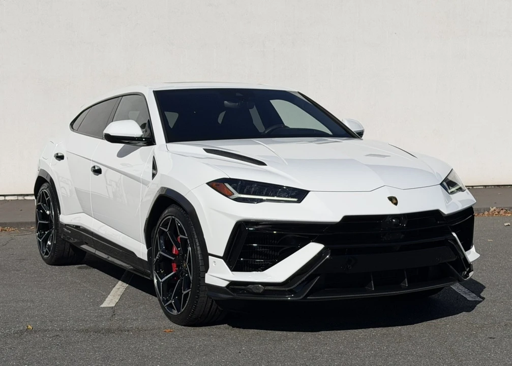 2023 Lamborghini Urus Performante - Image 4 of 12