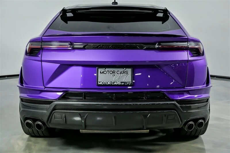2023 Lamborghini Urus Performante - Image 18 of 21