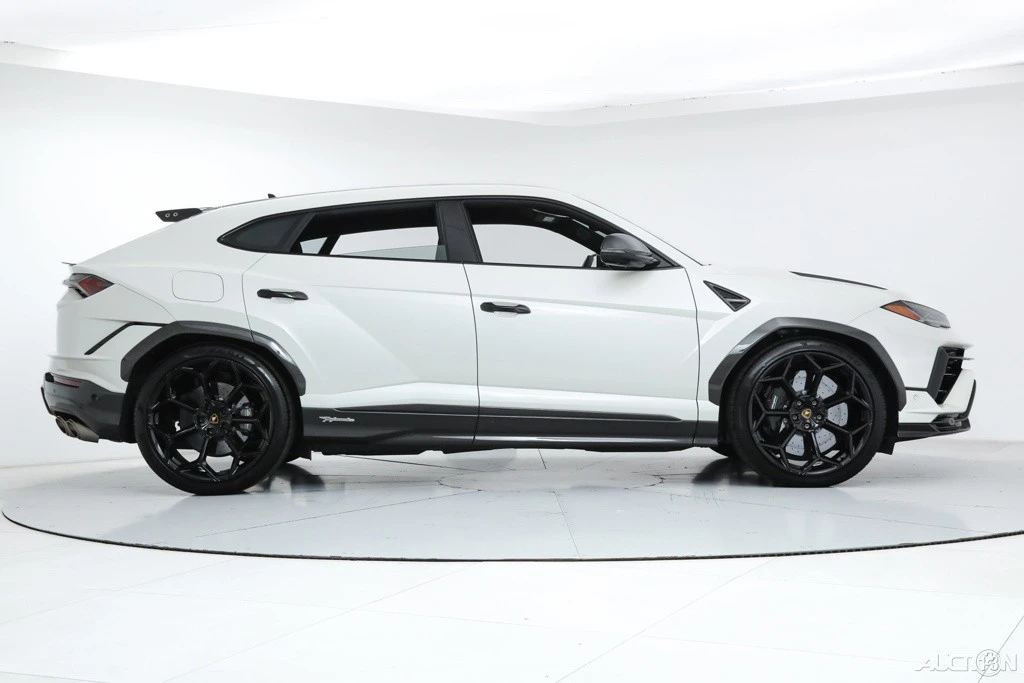 2023 Lamborghini Urus Performante - Image 6 of 21
