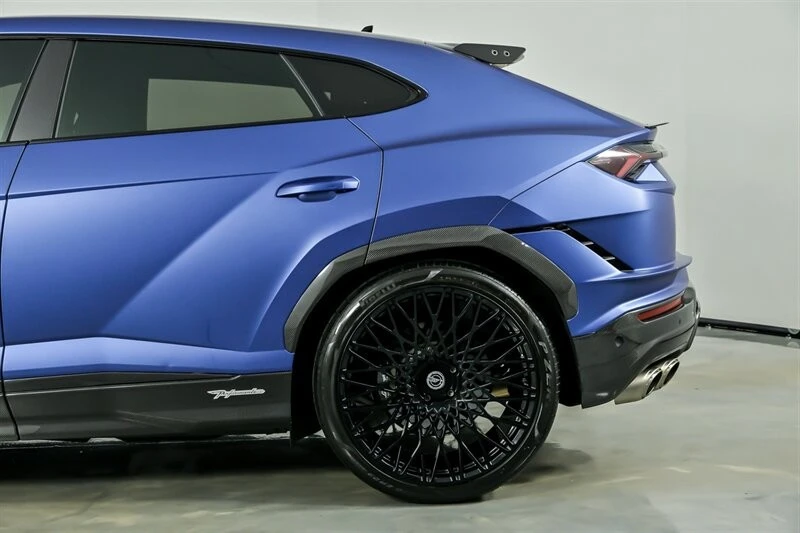 2023 Lamborghini Urus Performante - Image 14 of 21
