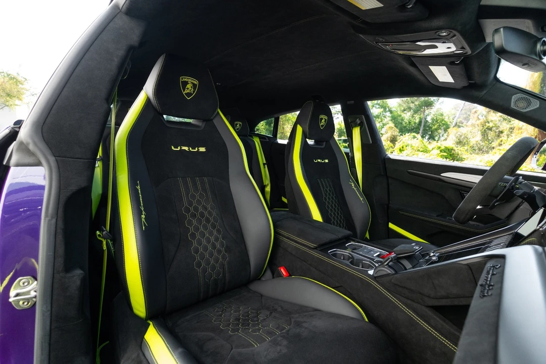 2023 Lamborghini Urus Performante - Image 8 of 21