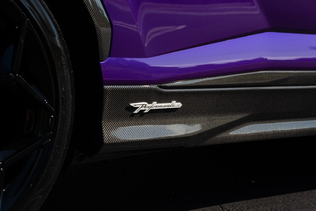 2023 Lamborghini Urus Performante - Image 17 of 21