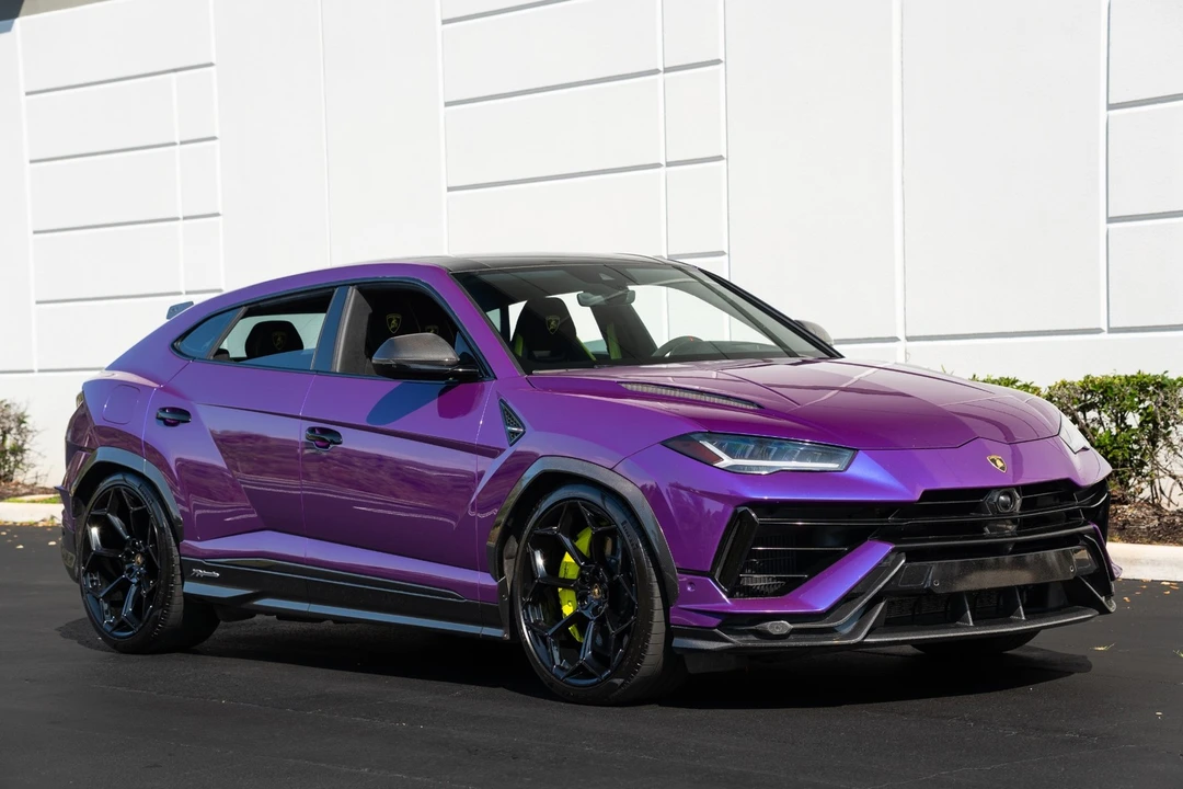 2023 Lamborghini Urus Performante - Image 4 of 21