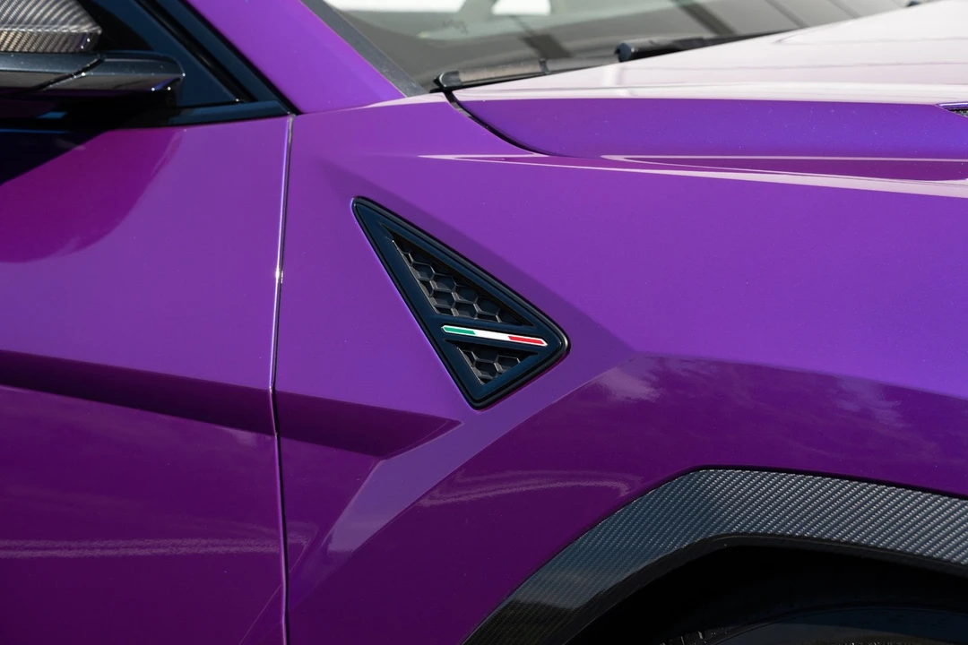 2023 Lamborghini Urus Performante - Image 11 of 21