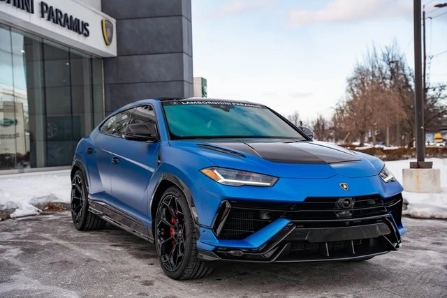 2023 Lamborghini Urus Performante - Image 2 of 12