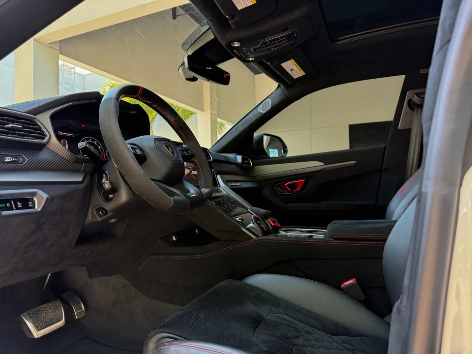 2023 Lamborghini Urus Performante - Image 31 of 31