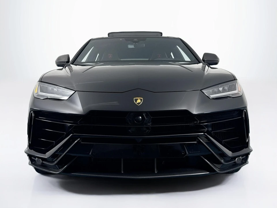 2023 Lamborghini Urus Performante - Image 2 of 31