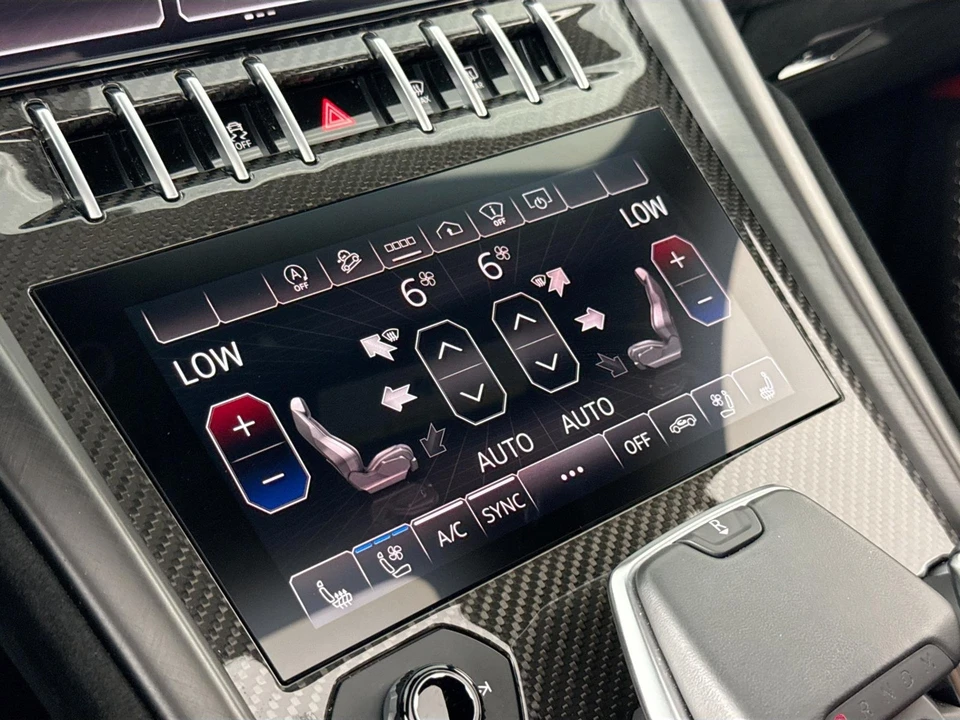 2023 Lamborghini Urus Performante - Image 18 of 31