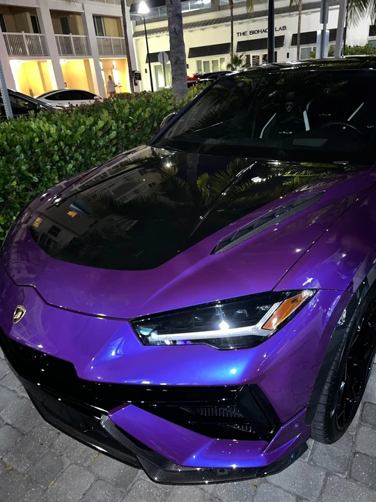 2023 Lamborghini Urus Performante - Image 12 of 12