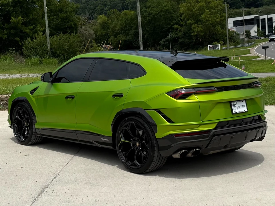 2023 Lamborghini Urus Performante - Image 4 of 31