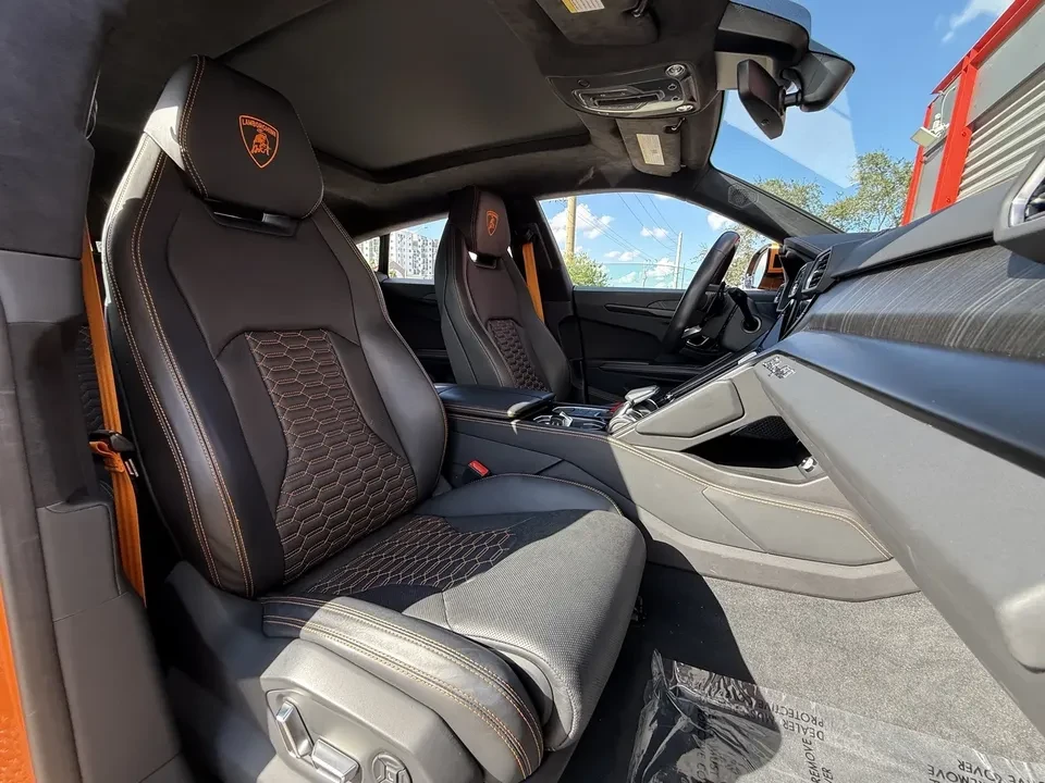 2023 Lamborghini Urus S - Image 10 of 18
