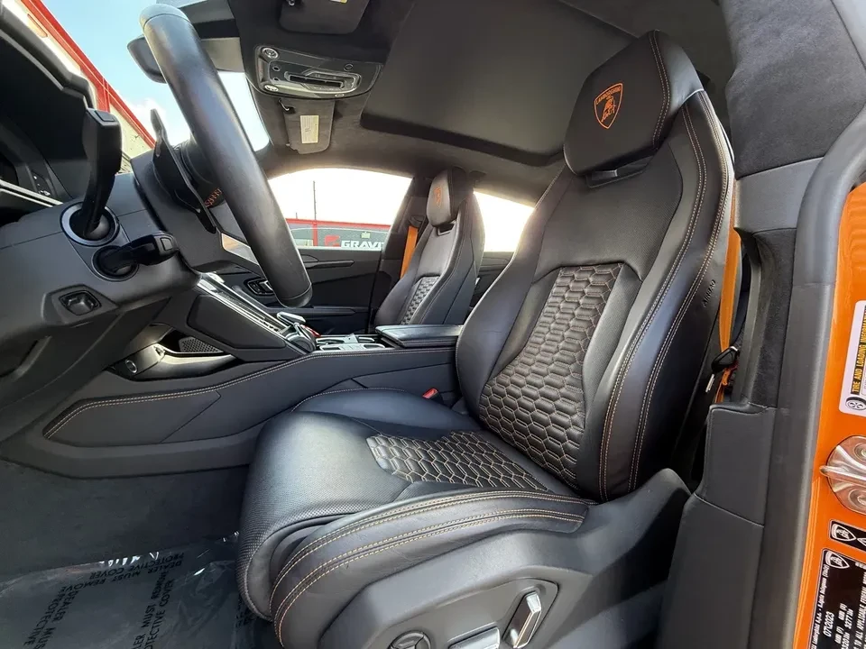 2023 Lamborghini Urus S - Image 9 of 18