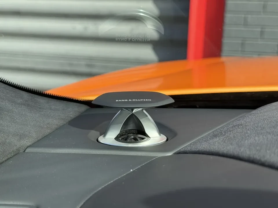 2023 Lamborghini Urus S - Image 15 of 18